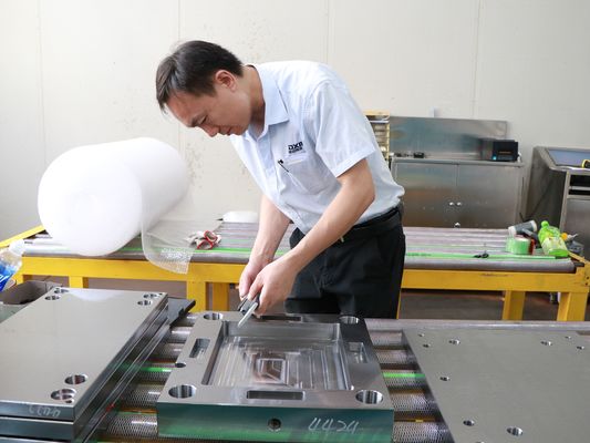 特別な金型用板材を製粉する精密はカスタマイズされる非標準をめっきする